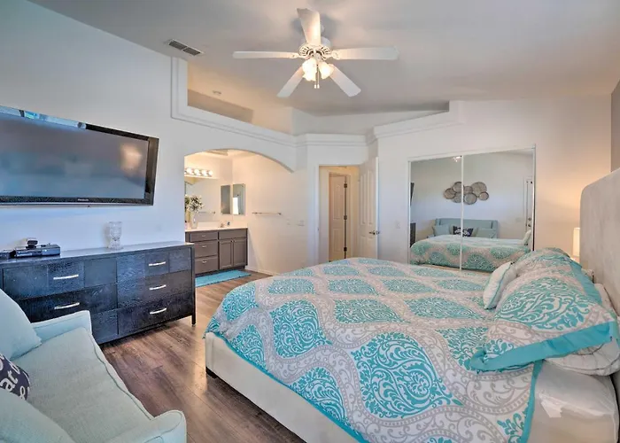 Havasu House: Grill & Ev Charger *