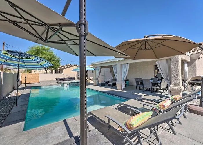 Havasu House: Grill & Ev Charger
